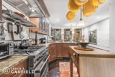 Rented by Leslie J. Garfield