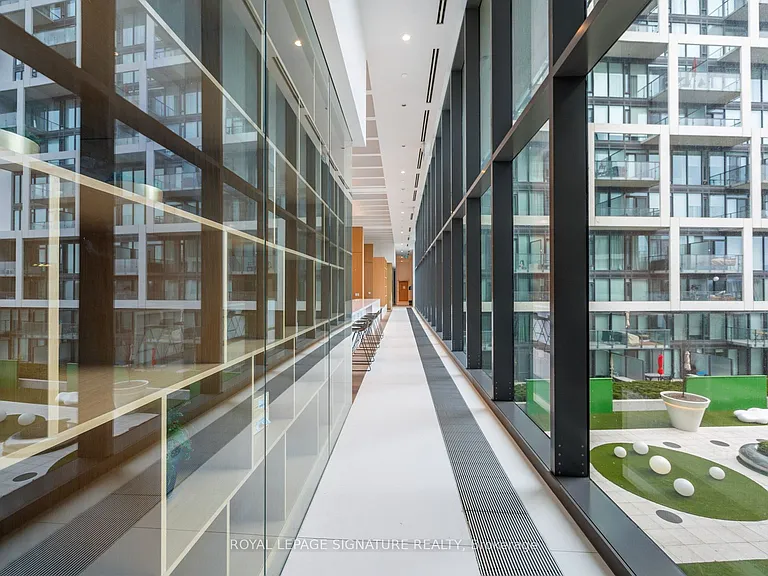 5 Soudan Ave #1010 — Photo 12