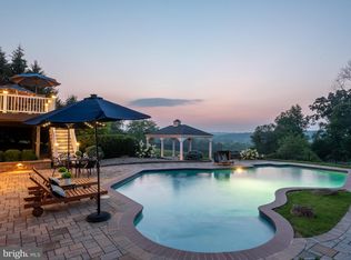 1089 Mount Pleasant Rd, Elverson, PA 19520