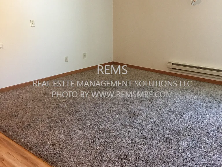 122 Maine St — Photo 4