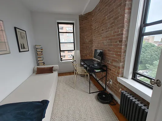 Rented by (Legacy) NY Quality Living Uptown | media 25