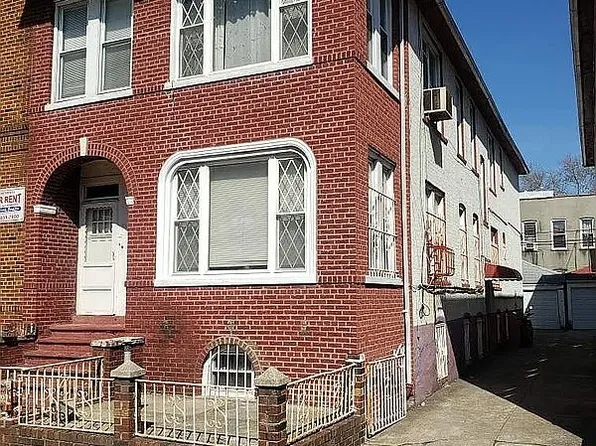 135 E 92nd St, Brooklyn, NY 11212