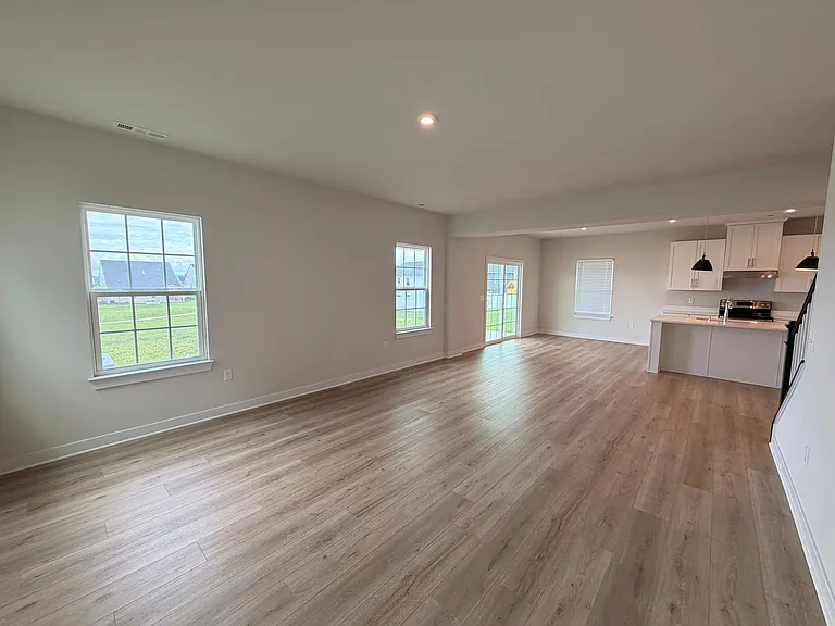 935 Green Valley — Photo 13