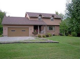 10396 Leffingwell Rd, Canfield, OH 44406