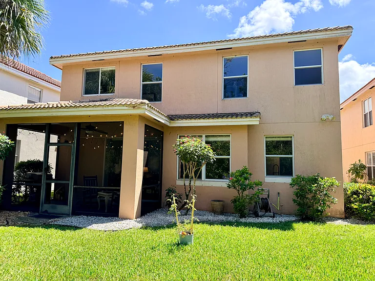 5745 SE Crooked Oak Ave — Photo 15