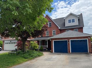 23 Linden Cres, Brampton, ON L6S4A1