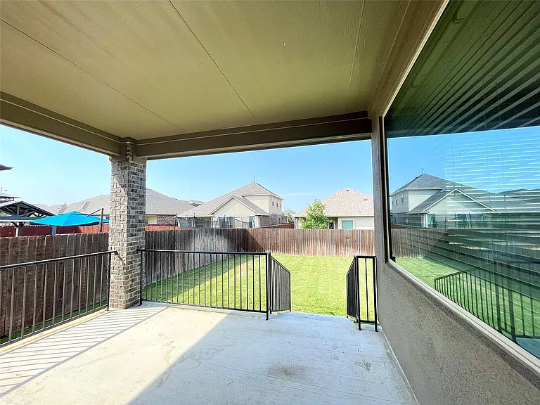 16412 Vescovo Ln — Photo 24
