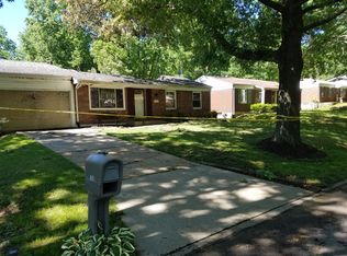 1730 Bradshaw Dr, Saint Louis, MO