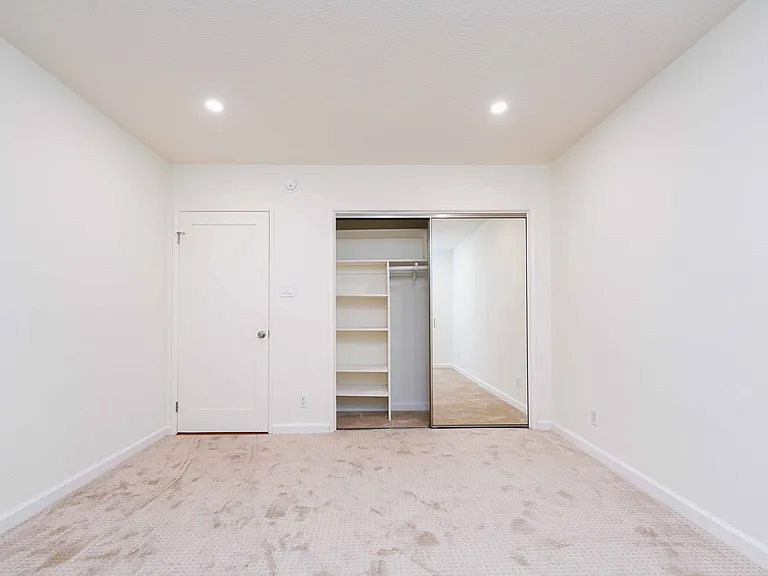 608Hayw — Photo 18