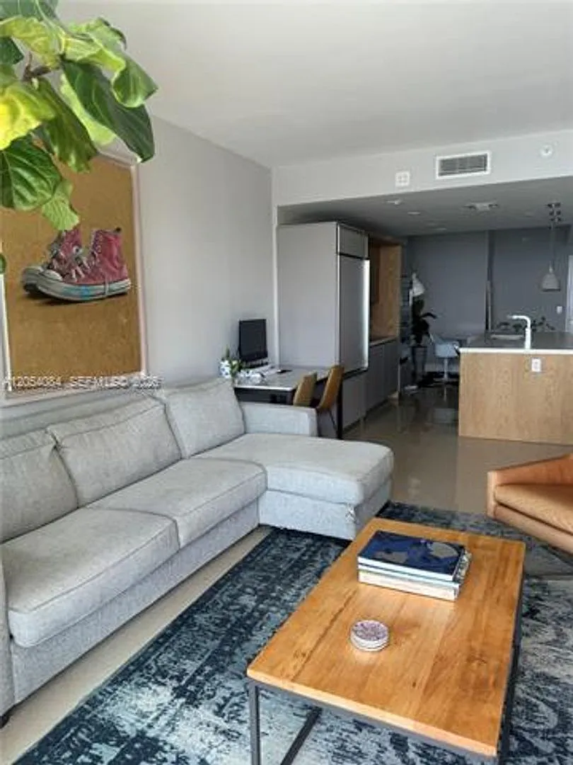 460 NE 28th St cu-803, Miami, FL 33137 — Photo 1