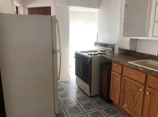 518 1/2 W 6th St, Waterloo, IA 50701
