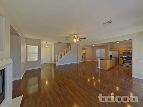 3rd image of 8081 Celina Hills St