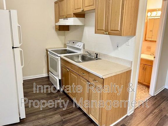 2nd image of 29 E Logan Ave APT 3