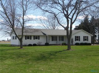 2771 Dairy View Rd, Bradner, OH 43406