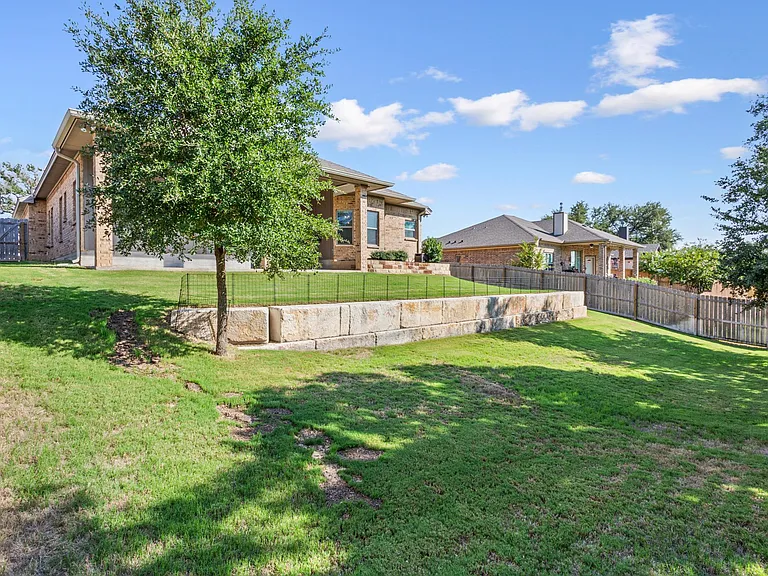 1657 Lacy Ridge Dr — Photo 36