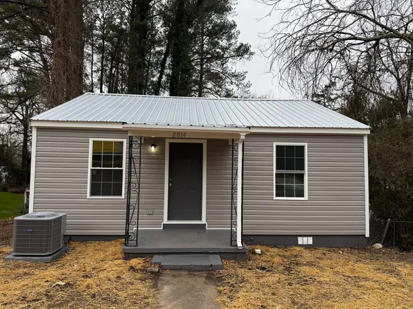 2814 Patton Rd, Anniston, AL 36201