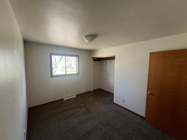 2231 Wickham Ave — Photo 7