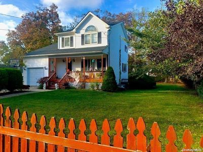 105 Parkview Drive, Shirley, NY, 11967