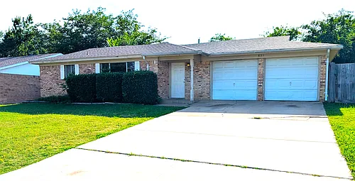 821 Gregory Ave Photo 1