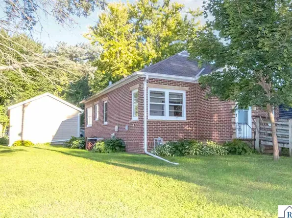 204 Sturgis St N, Mankato, MN 56001