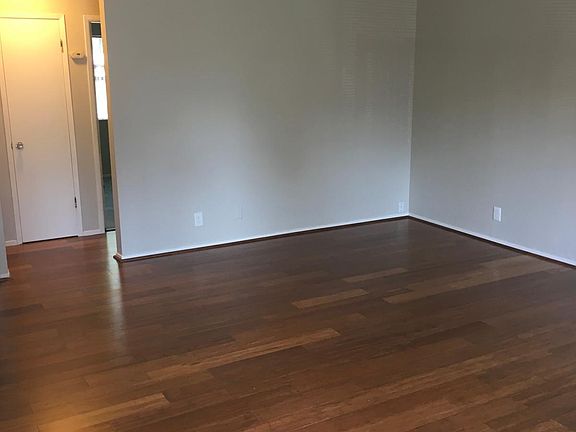 3rd image of 4040 Quigley St APT 3
