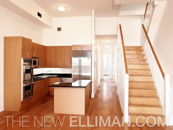 475 Broadway image 1 of 4