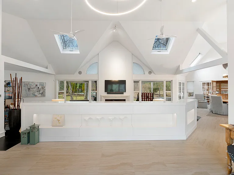 9 Long Hill Rd — Photo 16