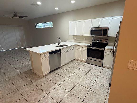 2nd image of 130 Sparrow Dr APT B