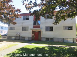 1108 17th Ave APT 3, Longview, WA 98632