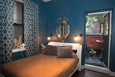 Rented by NextStopNY