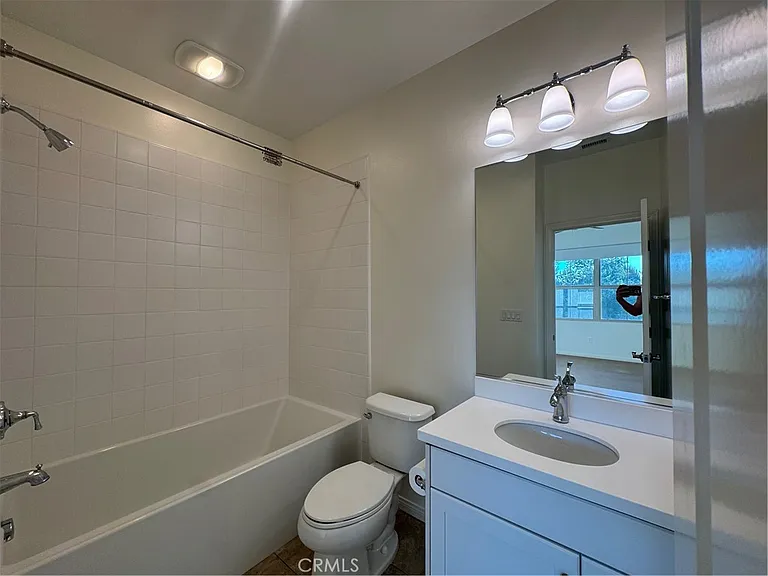 117 Thornhurst — Photo 18