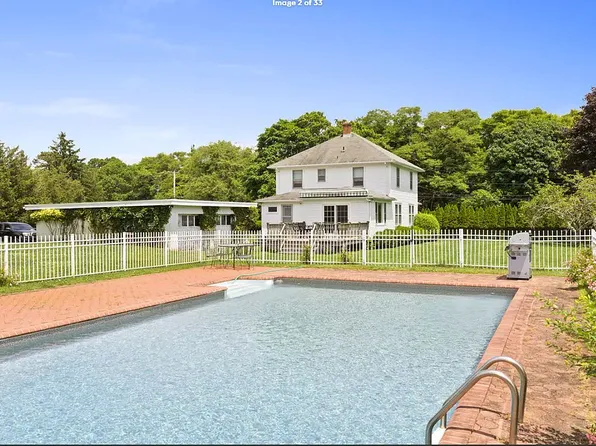 228 Head Of Pond Rd, Water Mill, NY 11976