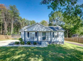 79 Edith Dr, Taylors, SC 29687