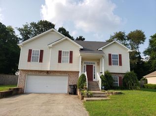 220 Cheshire Rd, Clarksville, TN 37043