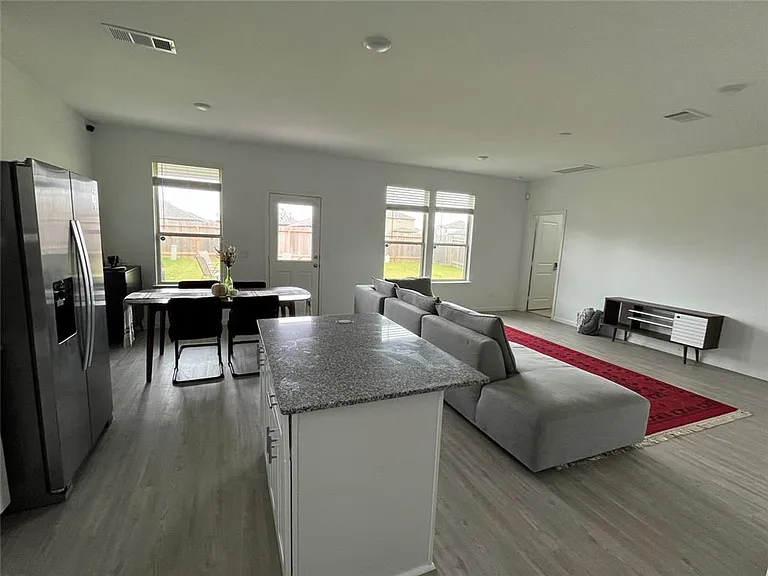 339 Paso Fino Dr — Photo 4