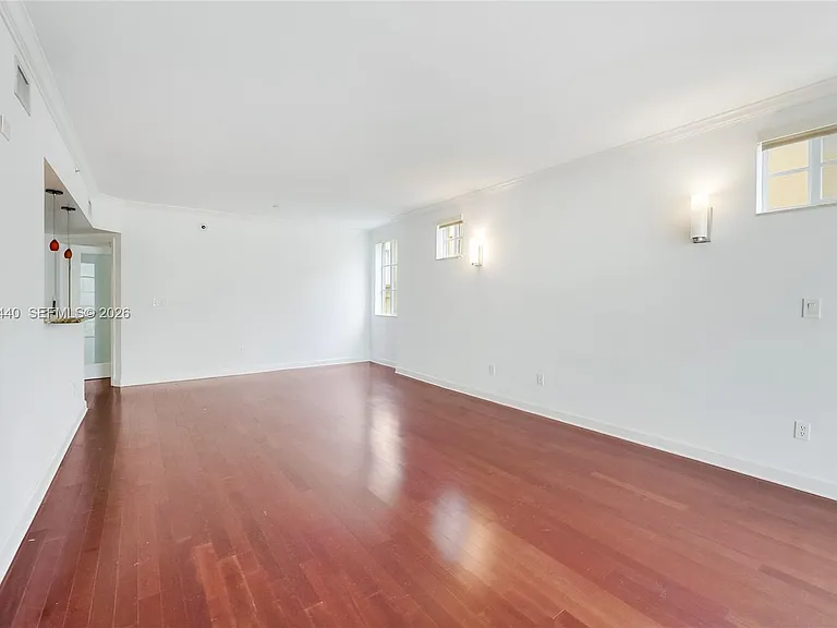 151 Michigan Ave #525 — Photo 7