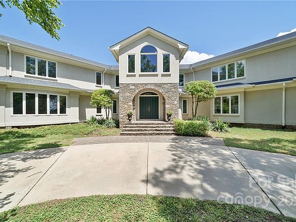 2nd image of 130 Moran Dr