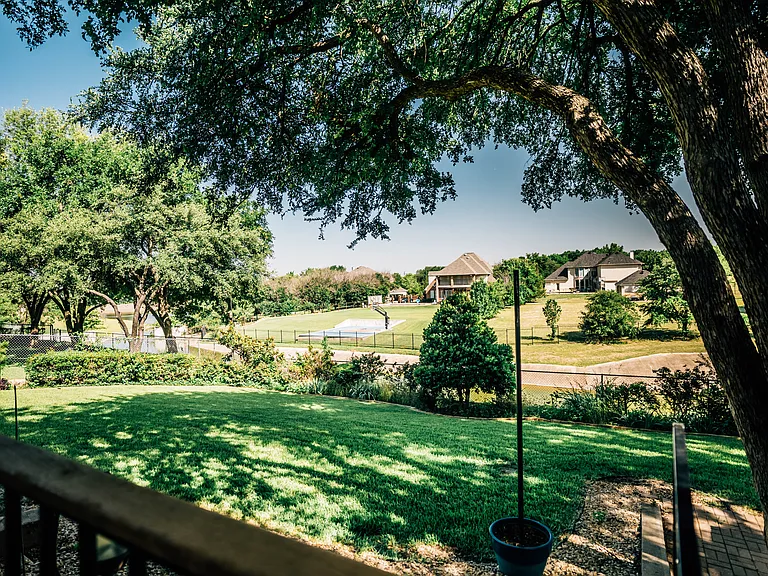 6309 Riviera Dr — Photo 58