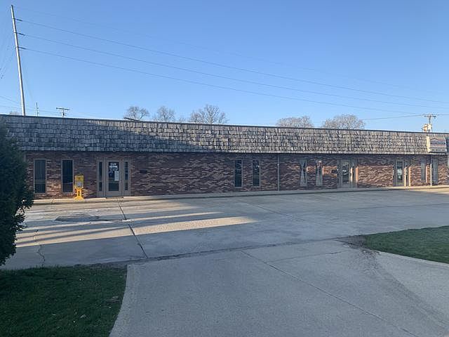 2nd image of 501 W Bridge St