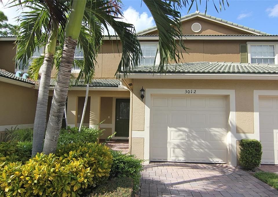 1st image of 3012 SE Lexington Lakes Dr
