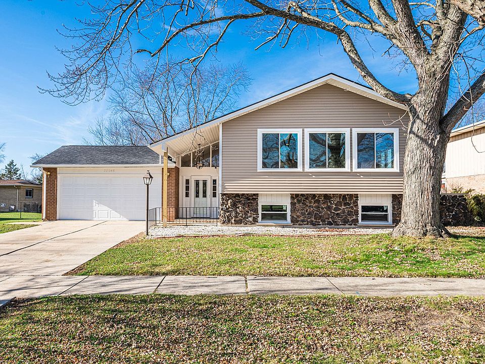 1st image of 22648 Pleasant Dr