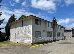 537 37th St SE UNIT A, Auburn, WA 98002