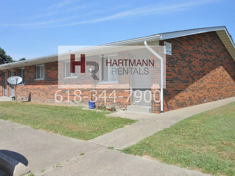 809 Patty Dr — Photo 3
