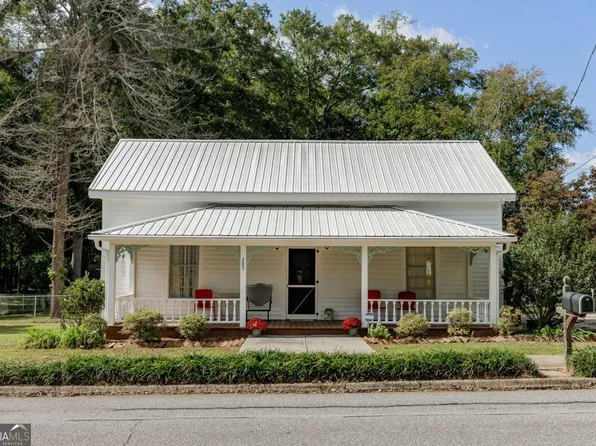 285 N Church St, Winterville, GA 30683