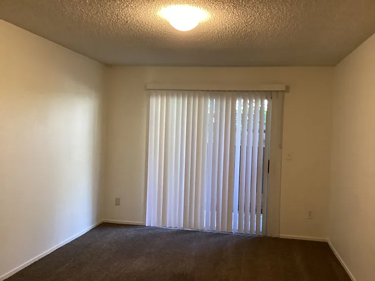 563 W Alamos Ave #A — Photo 10