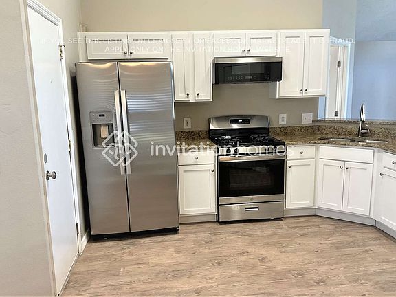 4th image of 713 Lady Diana Dr