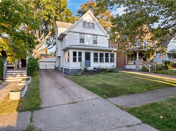 1477 W 116th St, Cleveland, OH 44102