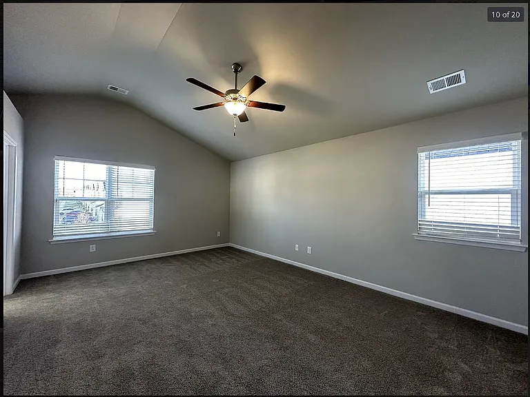 9050 Stoney Waters Ct — Photo 11