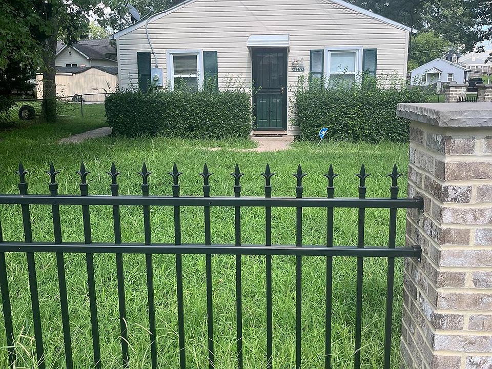 1st image of 3312 Poplar Dr
