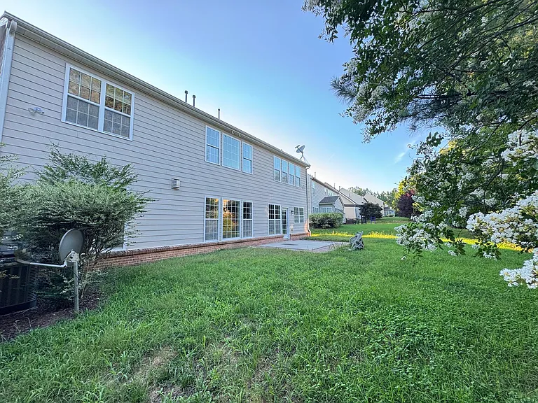 104 Lyric Ct — Photo 31